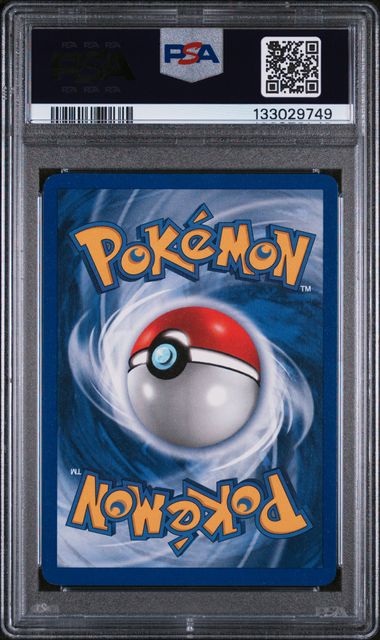 PSA 8 - 2000  Black Star Promo - Mew Holo